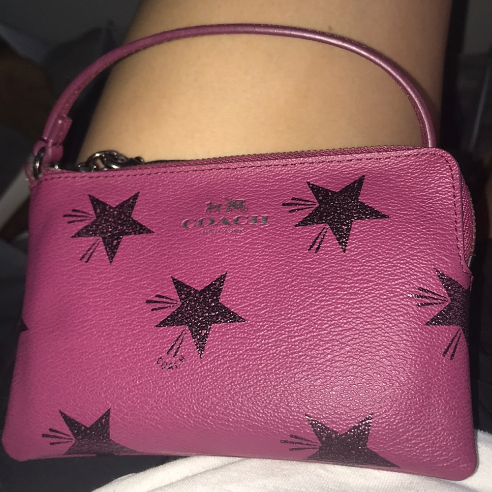Coach Wrislet